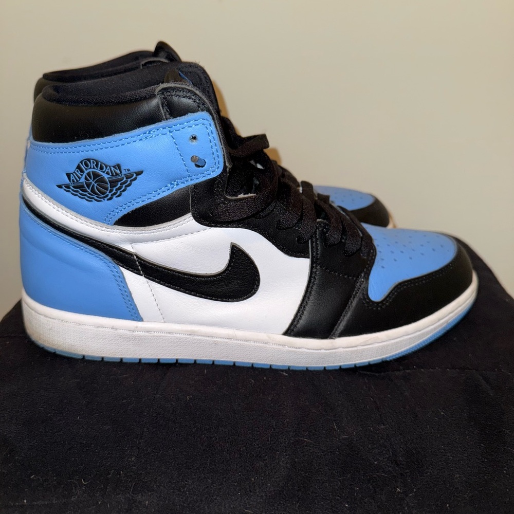 Men’s Jordan sneaker